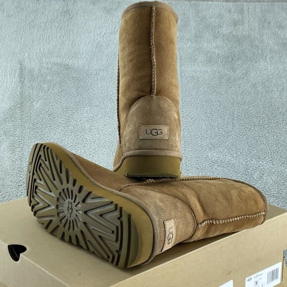 UGG Women's Classic Short II Boot, Chestnut, 09 NWB S141 - Picture 5 of 9